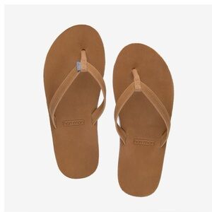 Hari Mari Women's Tan Sandals NWT